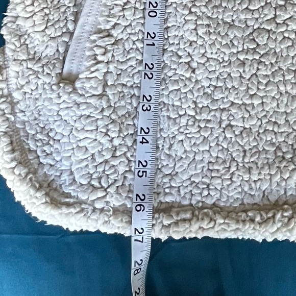 Cozy Sherpa Pullover Sweater Shacket NWOT - Picture 8 of 10